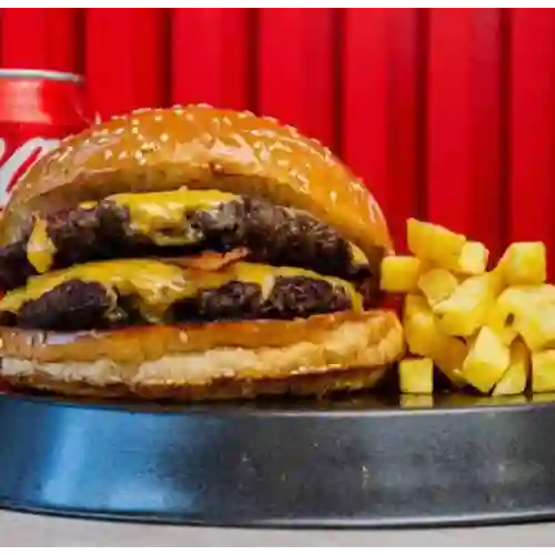 American Burger Doble con Papas