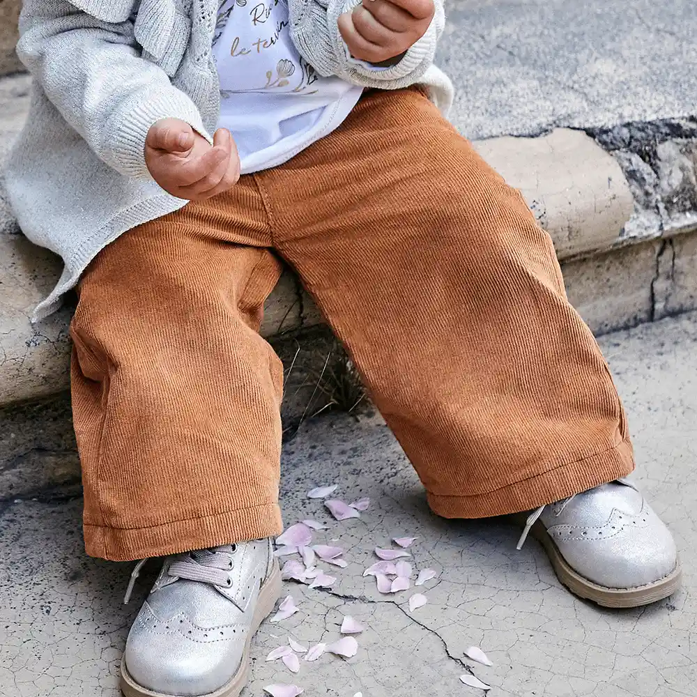 Pantalón Bota Ancha De Niña Terracota Talla 18 Meses