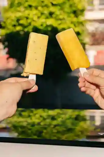 Paleta Helada Maracuyá Crema