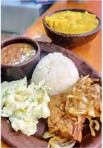 Promo Sopa de Gallina y Sobrebarriga