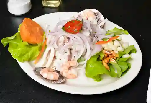 Ceviche Mixto