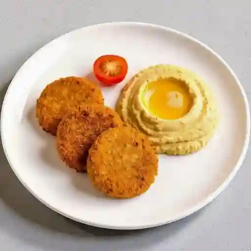 •	Plato de Falafel (vegetariano)