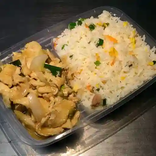 Pollo Mongoliano con Arroz O Papas
