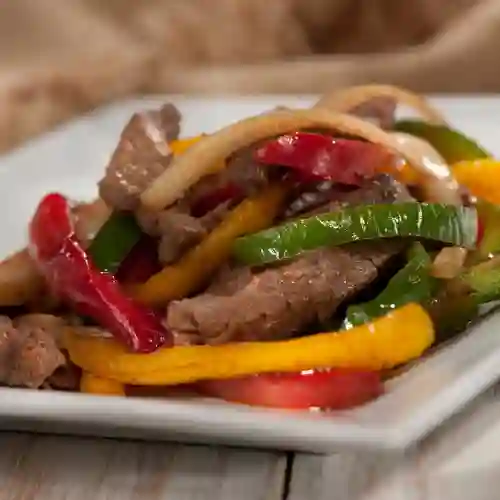 Lomo de Cerdo con Verduras Salteadas
