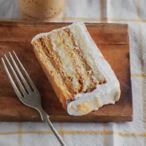 Torta cuatro leches porción
