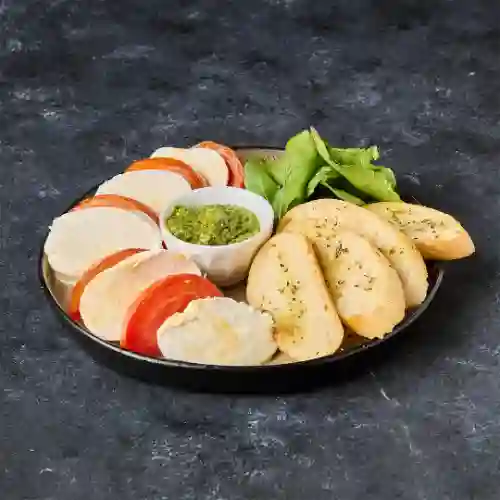 Antipasti Caprese