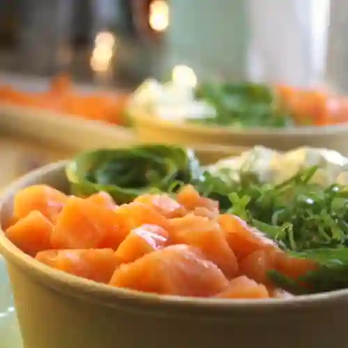 Gohan Go (Incluye Gyosas y Bebida)