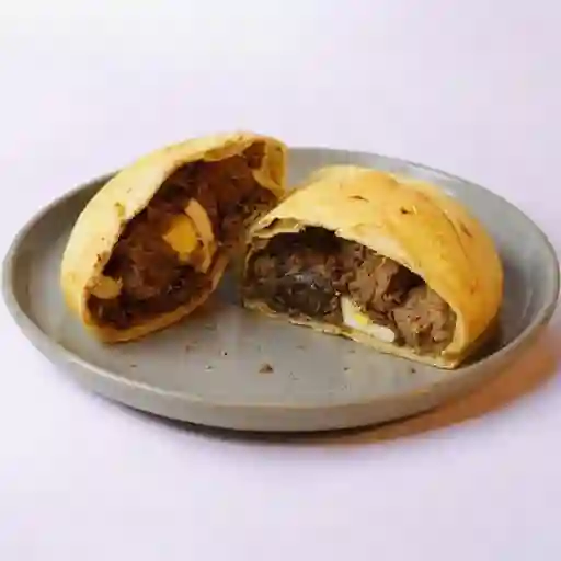 Empanada pino trozo horno