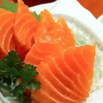 Sashimi Salmón (4 Cortes)