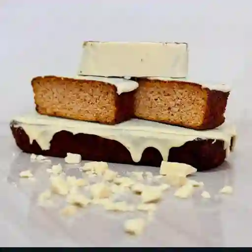 Carrot cake chocolate blanco