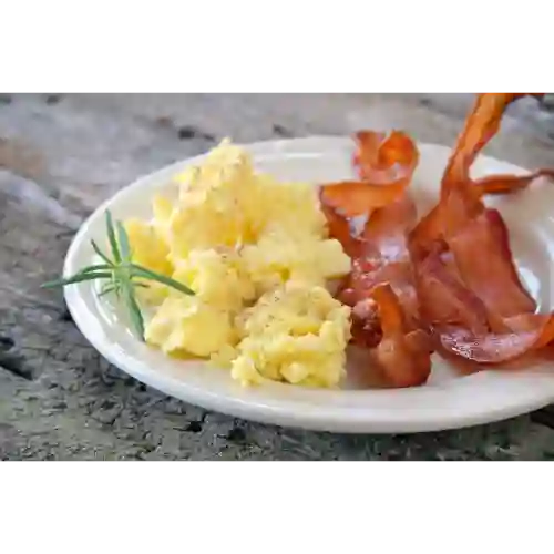 Huevo Revueltos con Tocino
