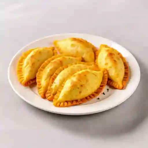 Empanada Frita de Mechada Queso