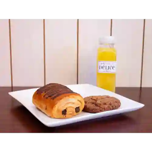 Petit Déjouner Pain Au Chocolat