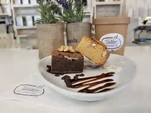 Pote de Helado 2 Brownies O 2 Blondie