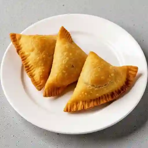 Gyzas De Pollo O Cerdo