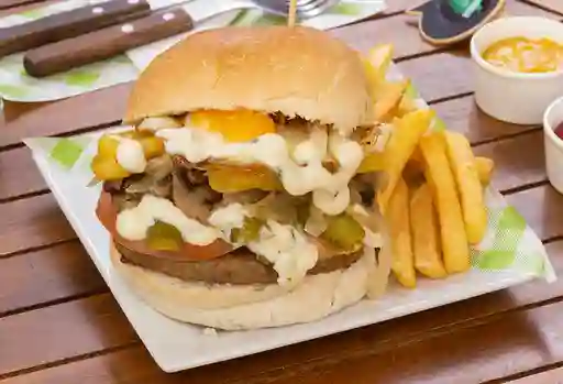 Combo Hamburguesa Del Bajón + Papas+ Beb