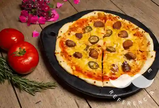 Pizza Mediana 3 Ingredientes