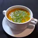 Consomé de Pollo