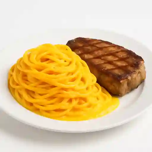 Tallarin huáncahino con filete