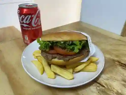 CLASICA BURGER + BEBIDA.