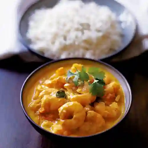 Pranws cocunut curry + basmati rice