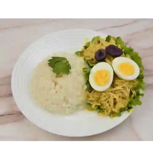Aji de Gallina Mas Bebida Lata 350Cc Ccu