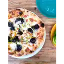 Pizza Prieta