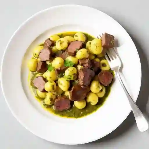 Noquis Al Pesto Con Lomo Vetado