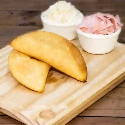 Empanada Jamón y Queso