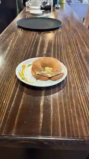 Croissant Napolitano