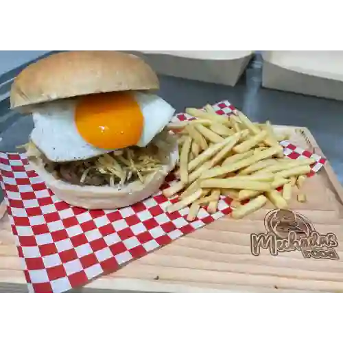 a Lo Pobre de Carne Mechada