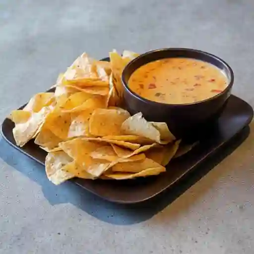 Nachos Frijoleros