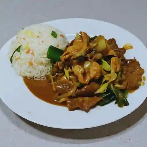 Mixto carne y pollo con arroz chaufan