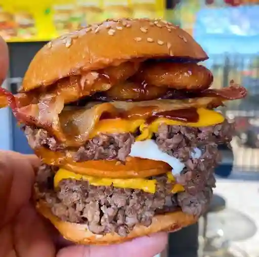 Onion Bacon Triple + Papas Fritas