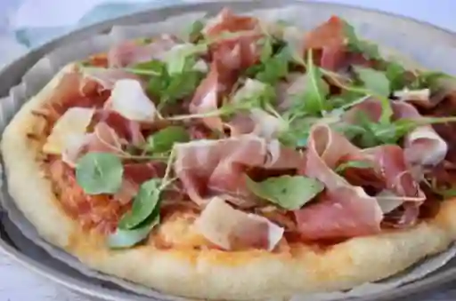 Pizza Artesanal Jamón Serrano