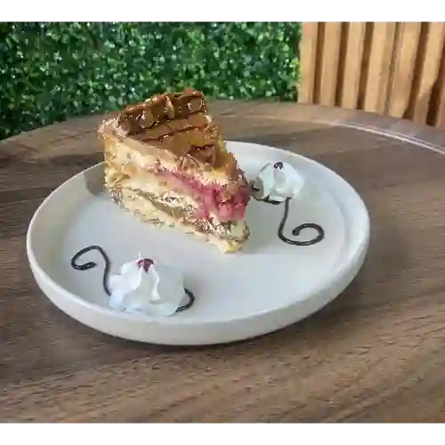 Torta Mil Hojas Frambuesa Manjar