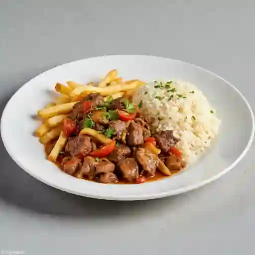Lomo saltado
