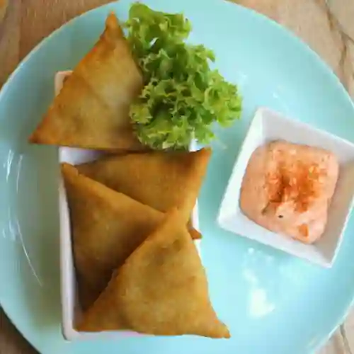 Empanaditas Camarón Queso