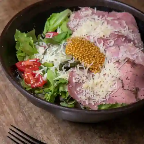 Ensalada Roast Beef