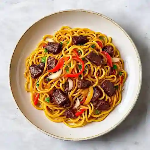 Tallarin Salteado de Carne