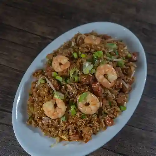 Arroz Chino con Camarones Familiar