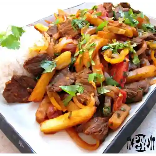 Bandeja Familiar de Lomo Saltado