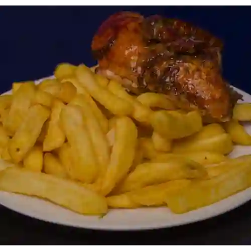 ½ Pollo Asado + Papas Fritas Medianas