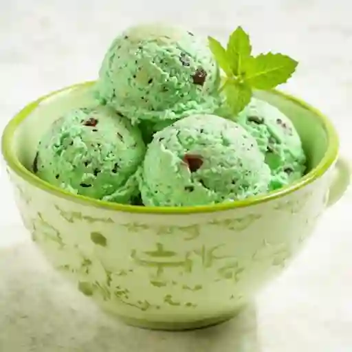Helado menta chip de chocolate