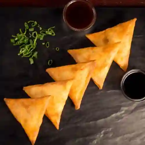 Empanadas Mechada Queso