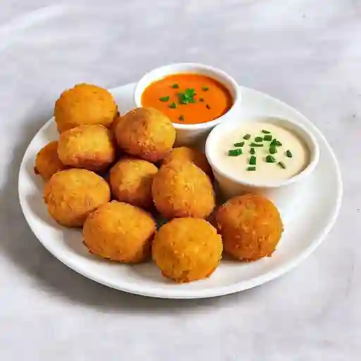 Falafel 8 unidades + 2 salsas