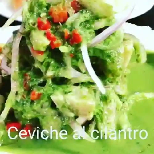 Ceviche Mixto en Salsa de Cilantro