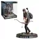 The Last of us Figura de Colección Part II Ellie With Bow Dark