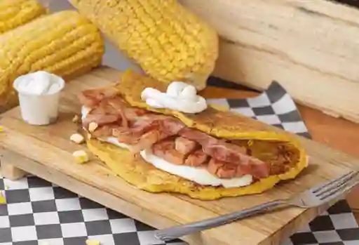 Cachapa con Queso y Tocino