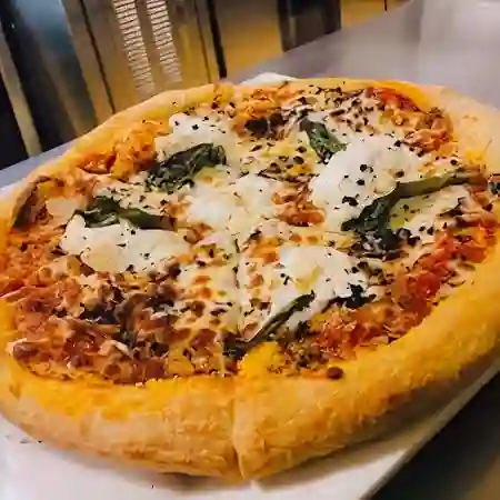 Pizza Tutto Porco Mediana